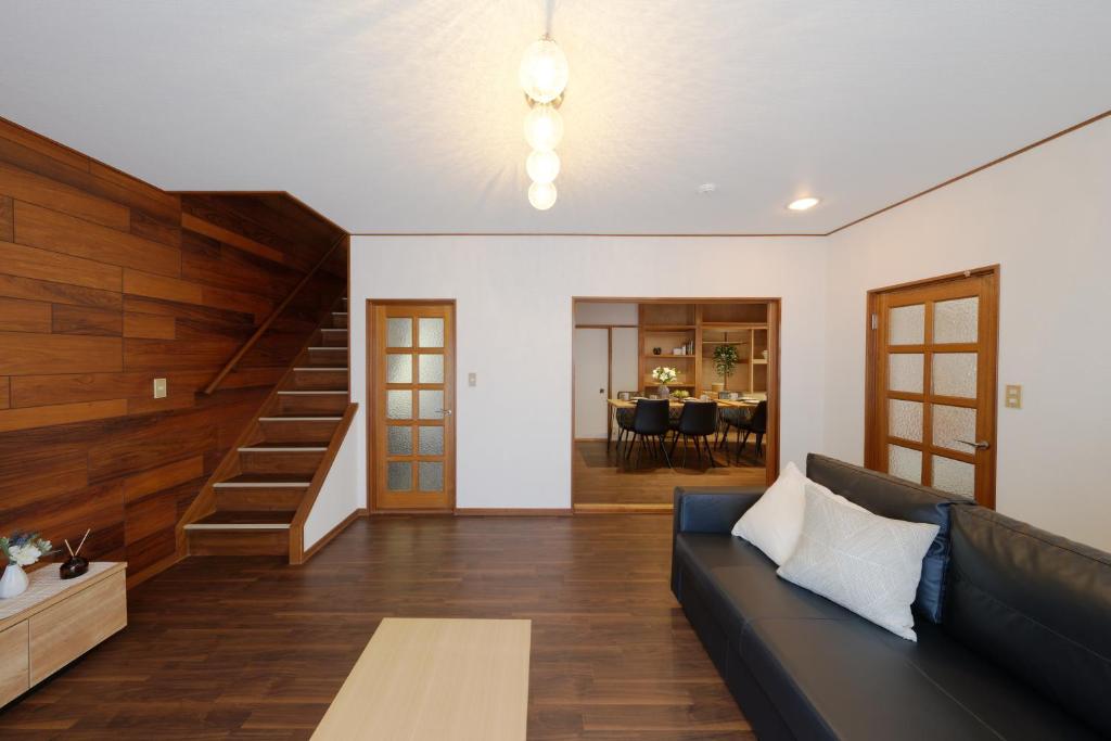 Tokyo Shiinamachi house