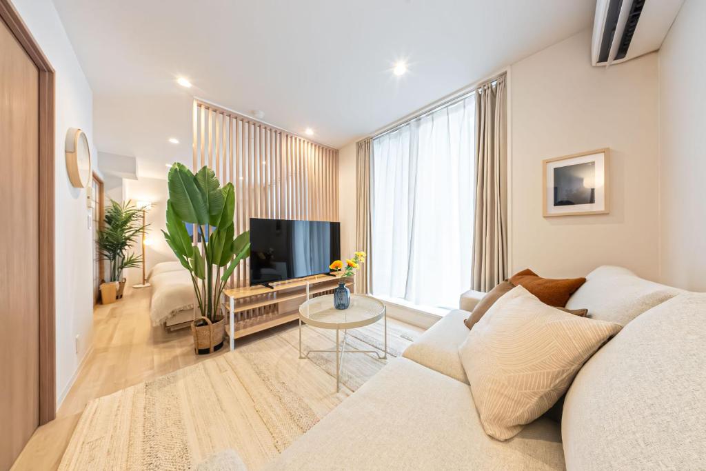 Poka Hotel Aoyama Seven