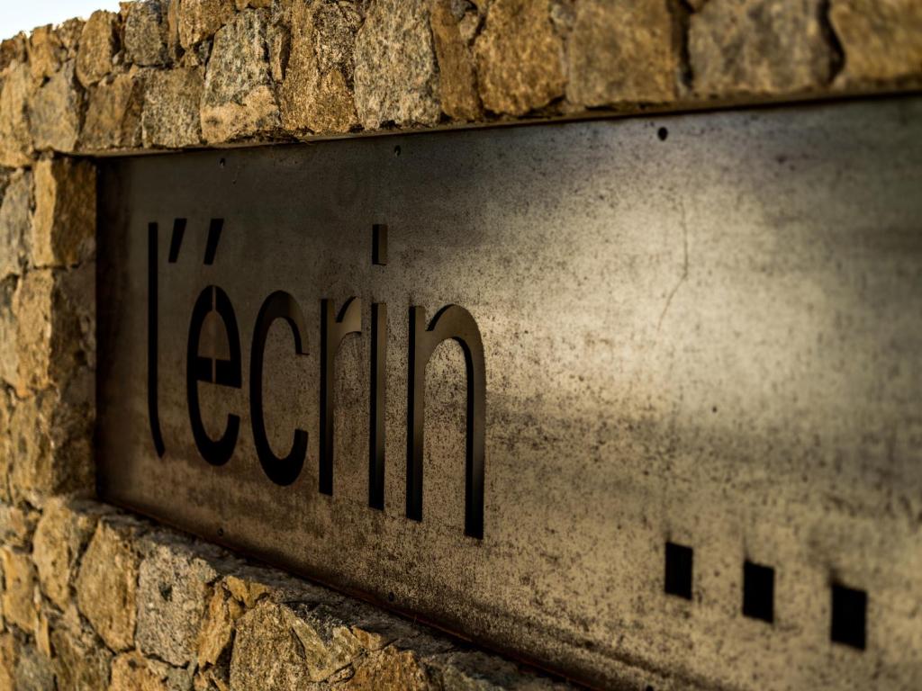Certifikát, hodnocení, plakát nebo jiný dokument vystavený v ubytování L'Ecrin