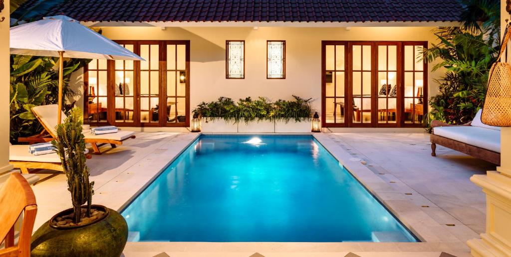 Πισίνα στο ή κοντά στο Villa Tsuchi