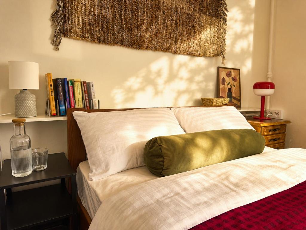 Dvokimnatni apartamenty #Vinil i sontse# na 600-richchia, navproty Mehamolu photo 7