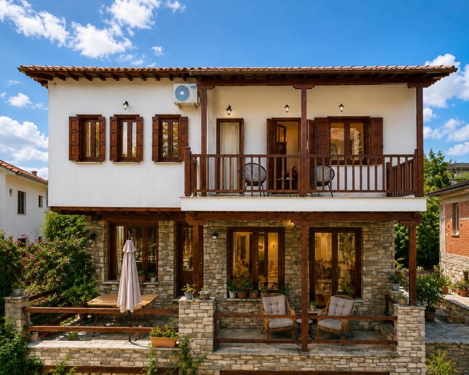 Mountain Breeze Sanctuary with View near Volos