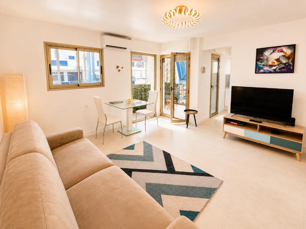 L'Hippocampe, Palm Beach, Studio, 2P, AC, Terrace
