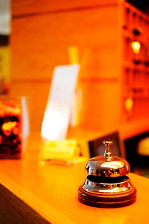 Příslušenství pro přípravu čaje a kávy v ubytování Hotel Fly
