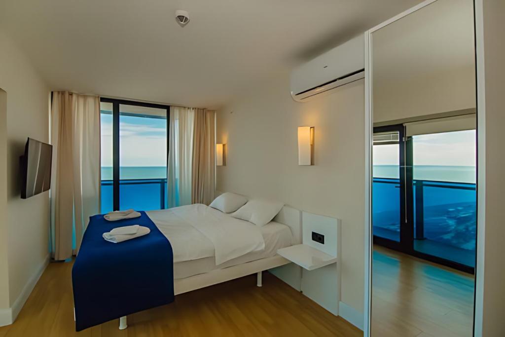 لابی و فضای عمومی Batumi Center Luxury Apartment - تصویر ۵