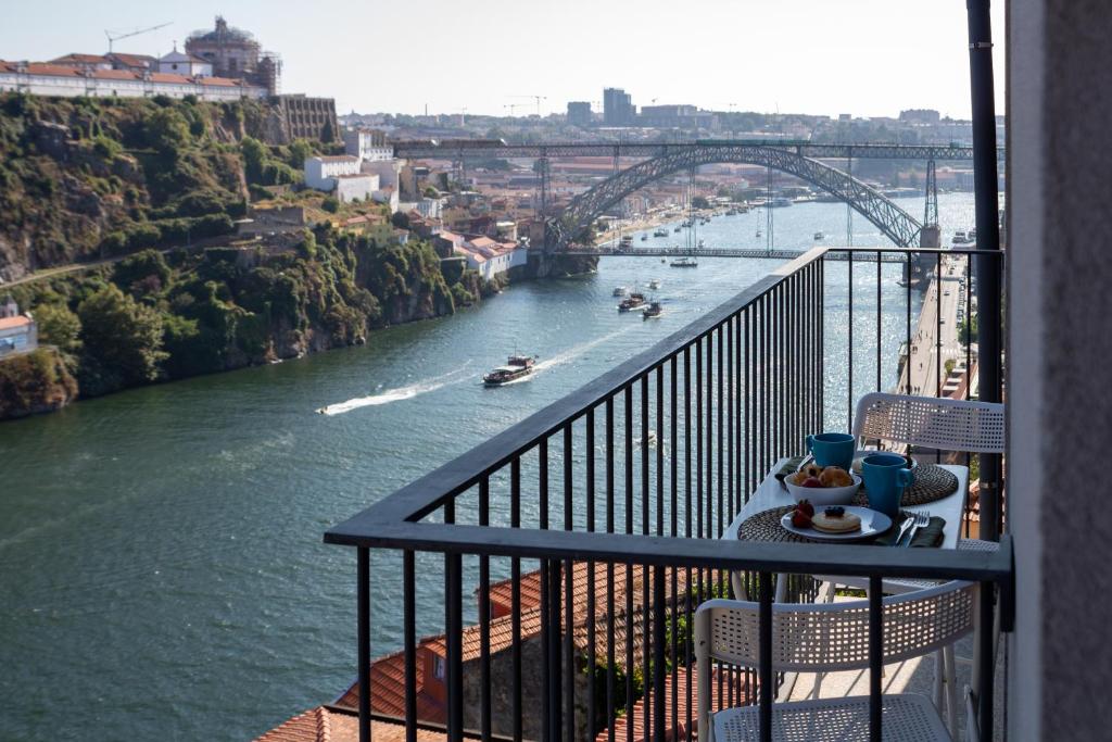 Douro & Bridge Views l Boutique Apartments by Lovelystay