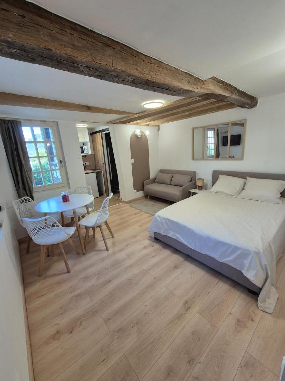Studio de charme au coeur du vieux Rouen Calme et jardin