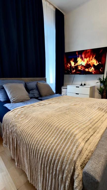 Home Suites Home