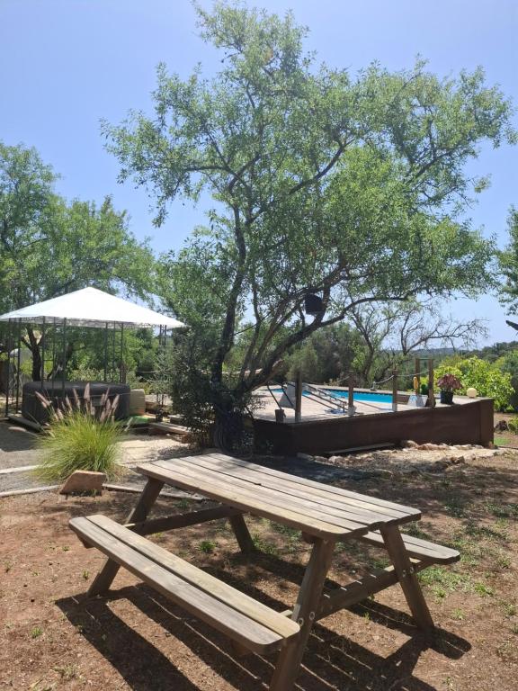 Poco Novo Lodges Loulé Algarve Glampingzelt Family