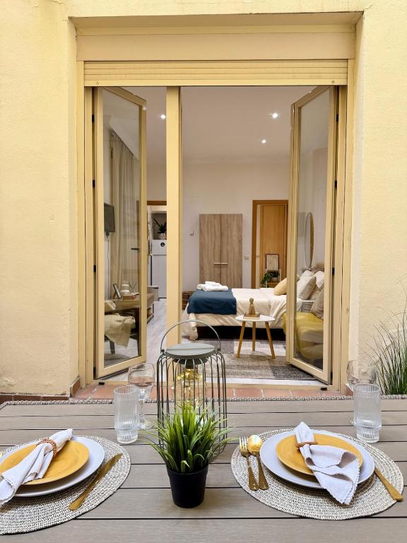 Elegant Suite with Private Terrace in Central Madrid