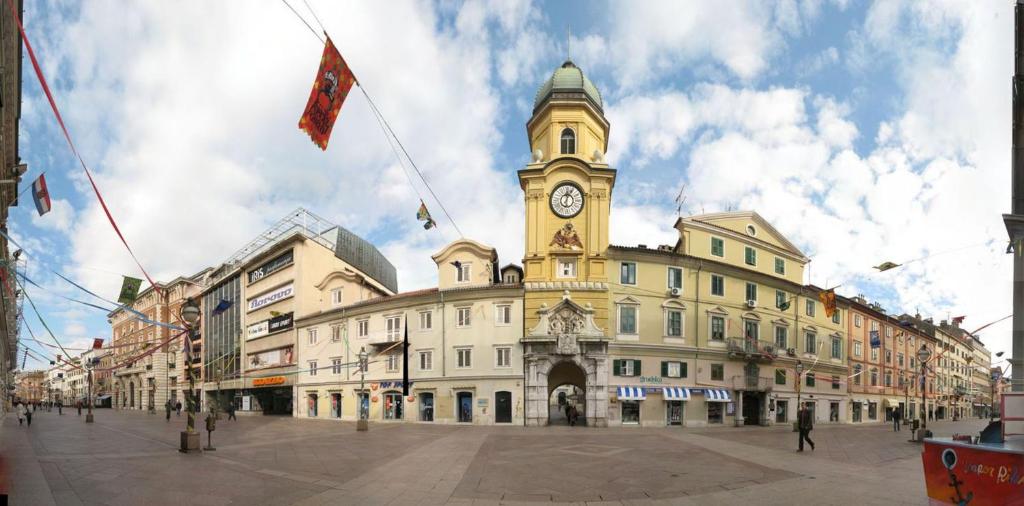 Budova, kde se apartmán nachází