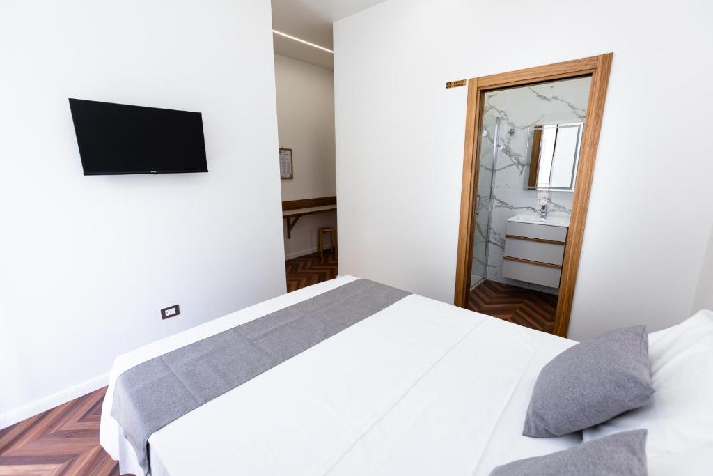 Silla rooms