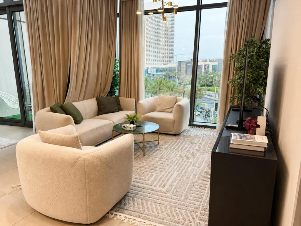 Arvella Elite apartment in Downtown in Dubai High rise view در دبی