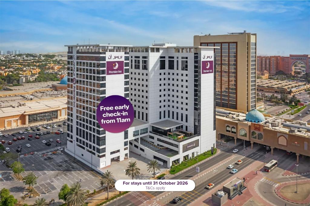 Premier Inn Dubai Ibn Battuta Mall در دبی