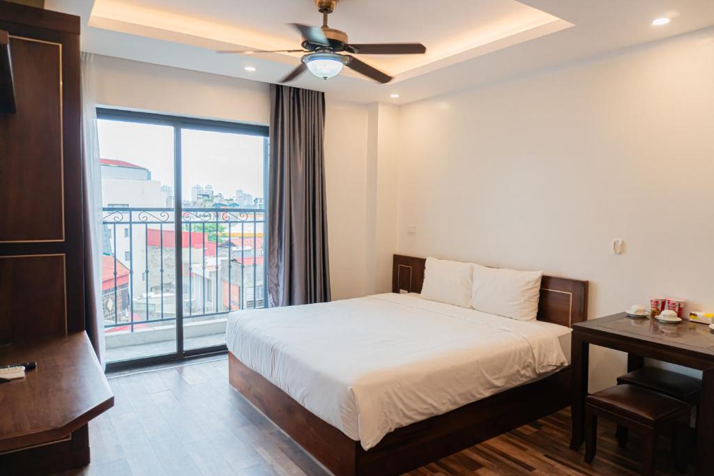 Hanoi Apartment Lac Long Quan, Hanoi