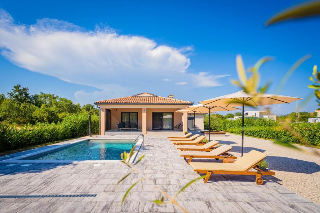 Villa Ardanela in Kapelica - Haus für 6 Personen