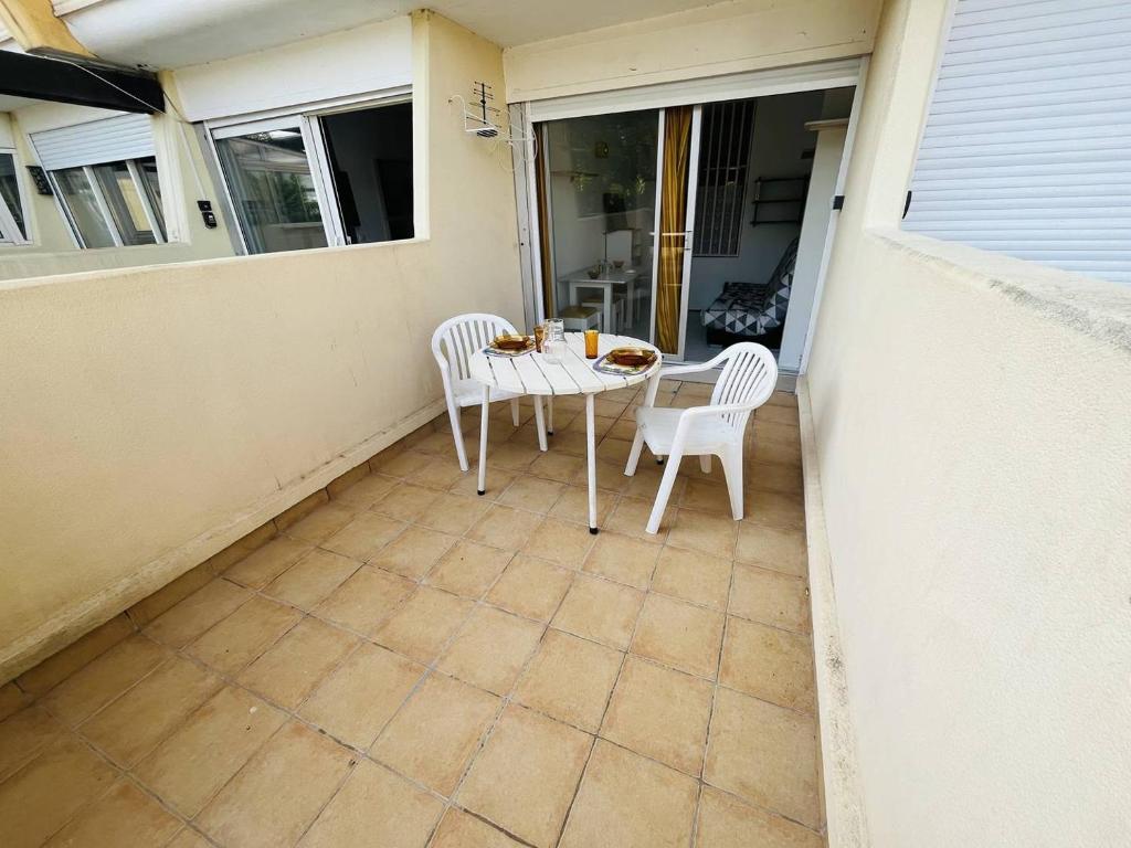 Studio CAP D'AGDE NATURISME CN040-349