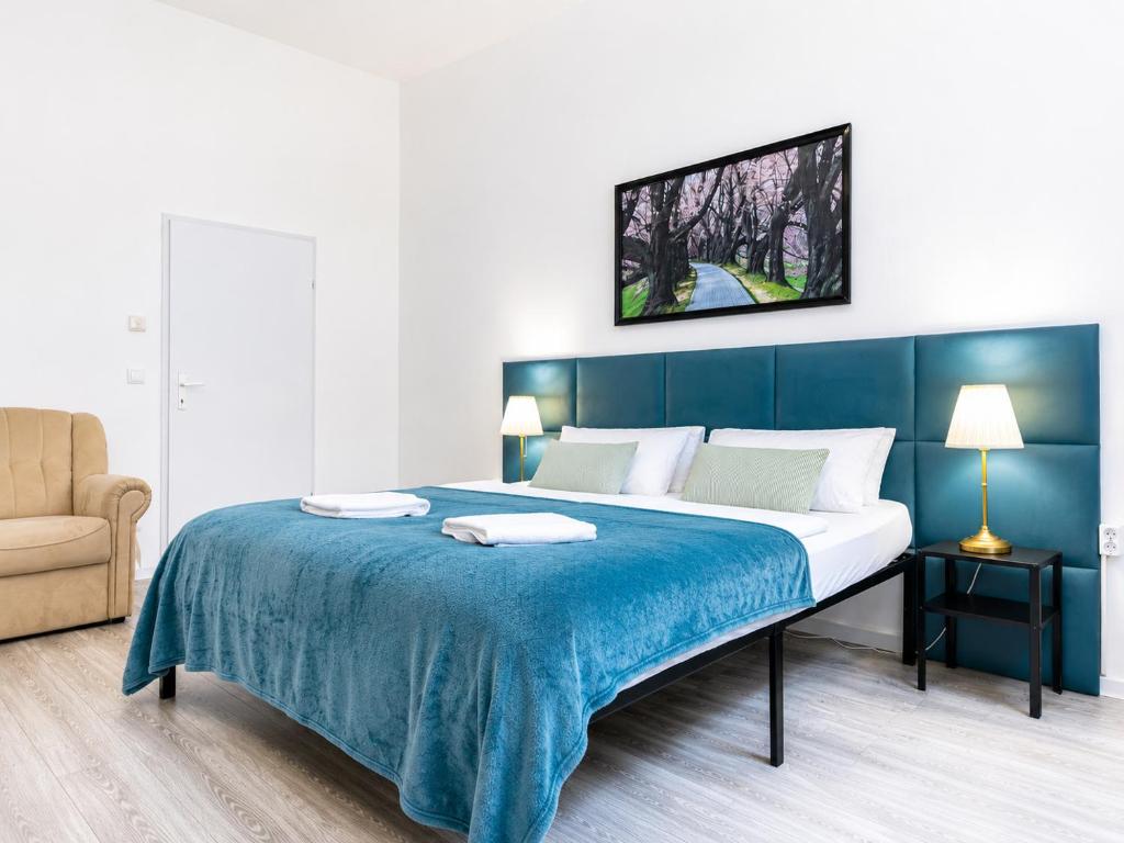 Comfy 3BR Apt For Long Stays & Budget Friendly