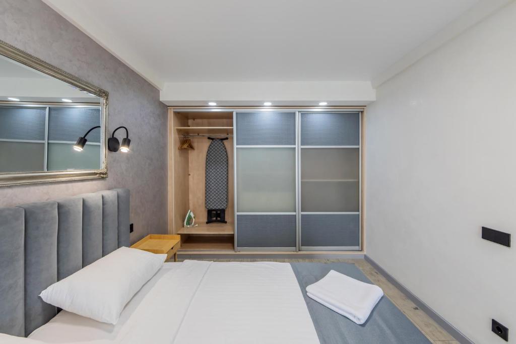CityApartments Kyiv Olimpiiska photo 6