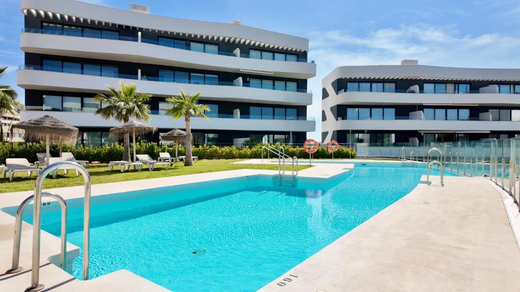 Mara's Apartments Higuerón West - Suncoast Privilege - 3 Community Pools