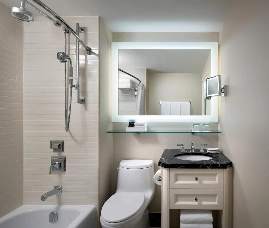 Luxury King Room