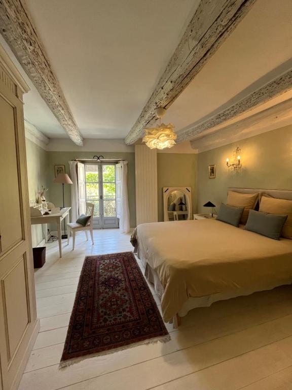 Le patio de Collias - Double Room With Pool View