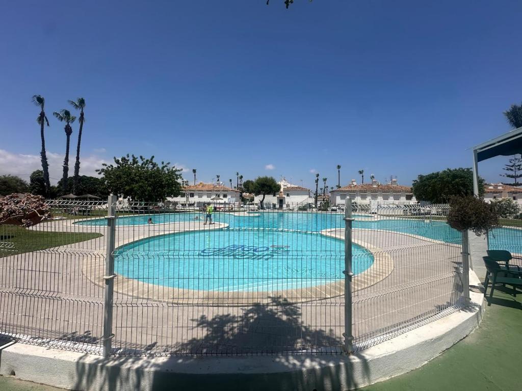 Maison mitoyenne - Torrevieja Lago Jardin - Piscine communautaire