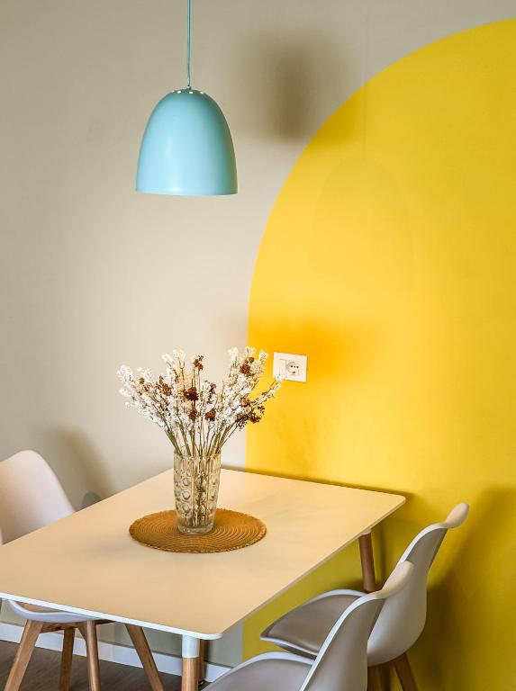 All Seasons Apartments - 