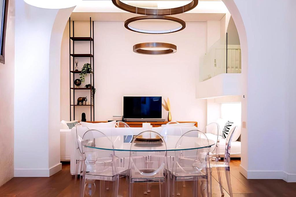 Old Town Prestige Loft by Flatinrome
