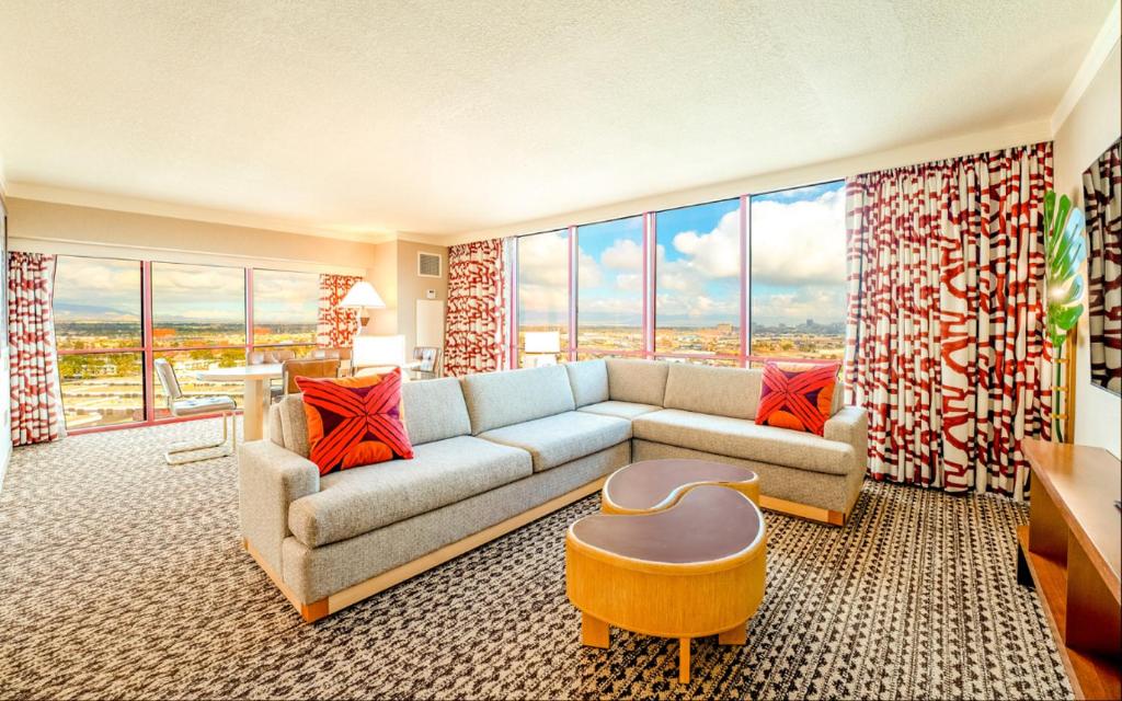 Rio Hotel & Casino, a Destination by Hyatt Hotel - 