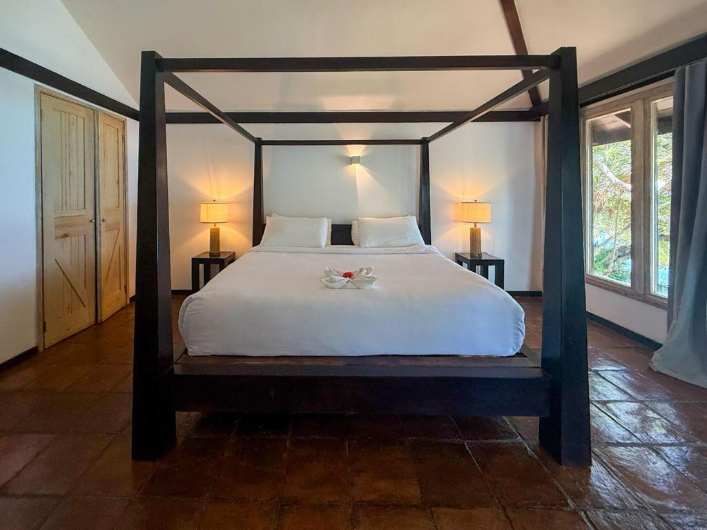 Hotel Roatán Media Luna Resort, Affiliated by Meliá - Vista Giardino Standard