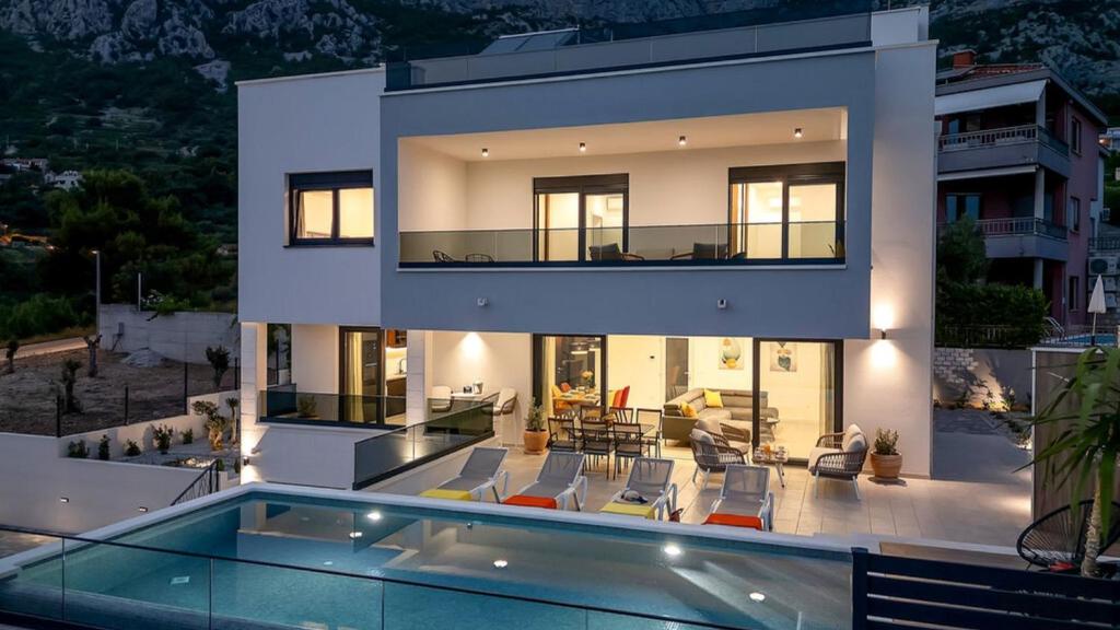 Villa Baculla by Villas Guide