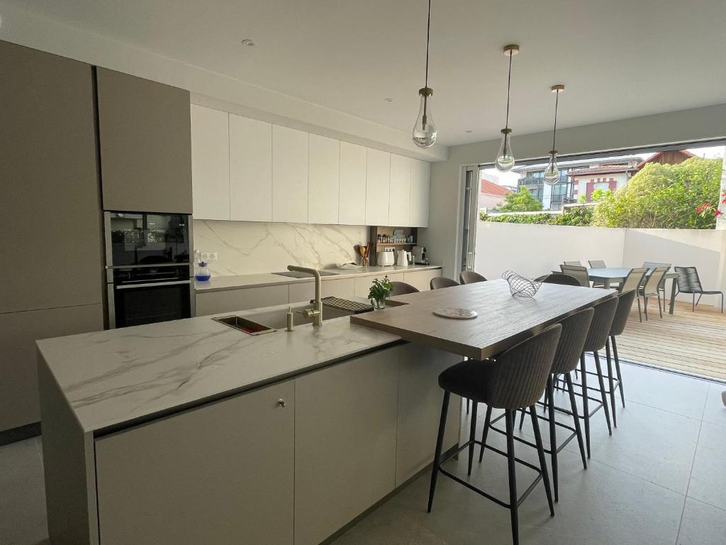 Maison neuve Arcachon, hyper centre, 4 chambres
