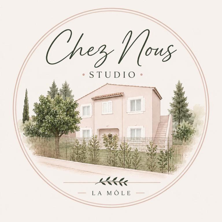 a label for a house with a pink house at Chez Nous - Studio in La Môle