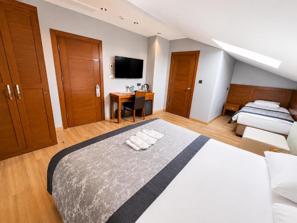 My Rose Hotel - Triple Room