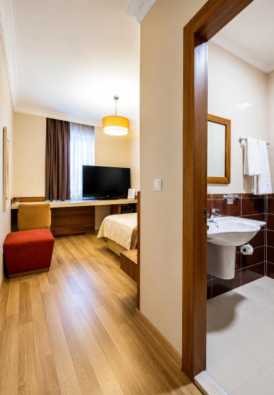 My Rose Hotel - Standard Single Room