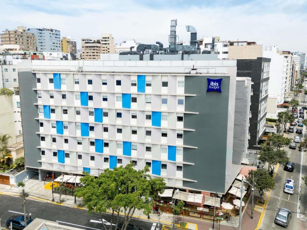 an overhead view of a building with blue windows at ibis budget Lima Miraflores in Lima