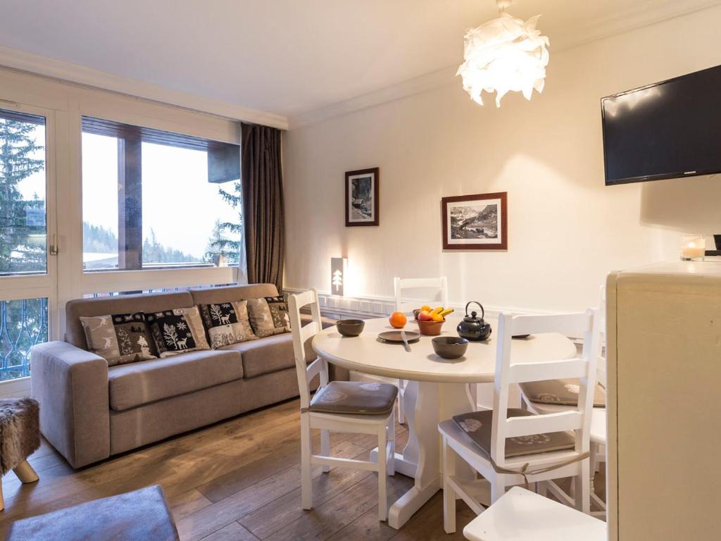 Appartement rénové calme avec balcon et wifi, 5 pers