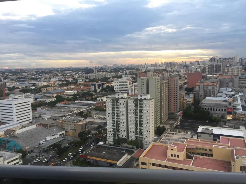  Apartamento decorado e equipado no 27º andar