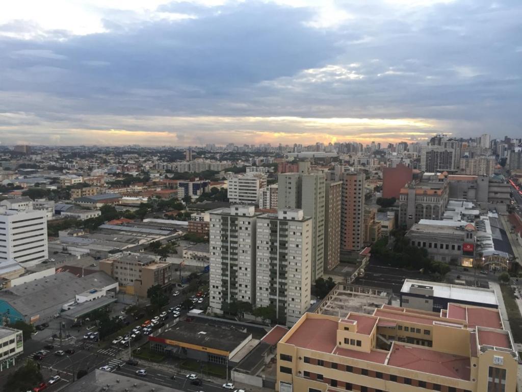 Apartamento decorado e equipado no 27º andar