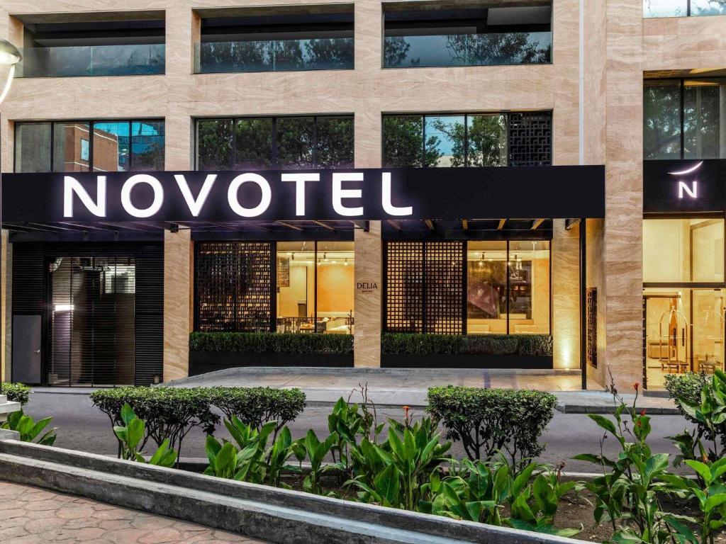 a novation sign on the front of a building at Novotel México City Centro Histórico in Mexico City