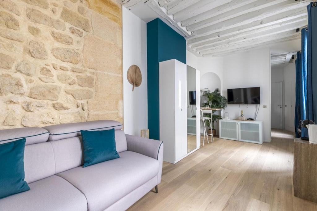 Saint Germain des Pres - Charming Studio
