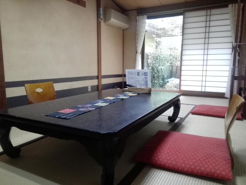 Posezení v ubytování Ryokan Nakajimaya