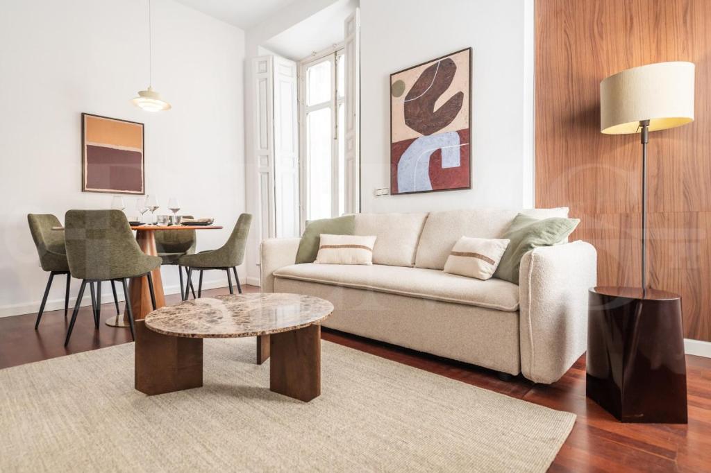 Compact & Central Apartment in Málaga REMS
