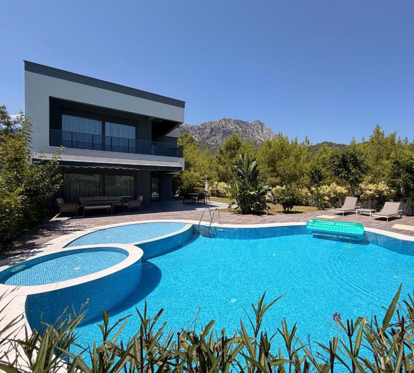 Canyon Villa Göynük Kemer Antalya with Pool