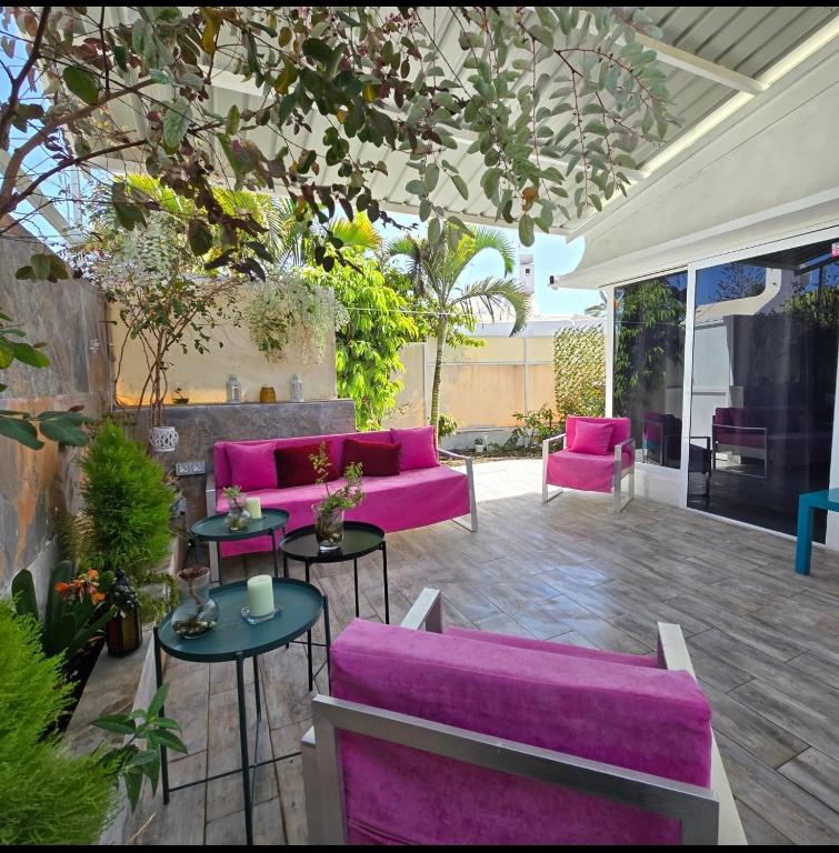 Bungalow 2-4 Playa del Ingles with Jacuzzi