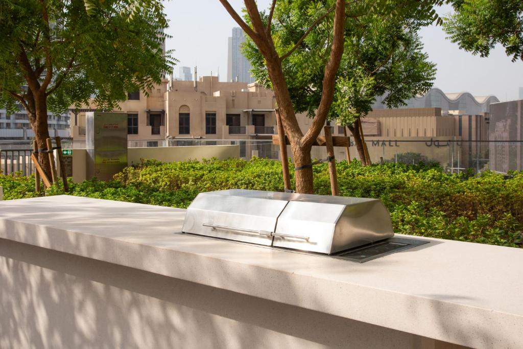 Burj royal 2 bedroom luxury apartment در دبی