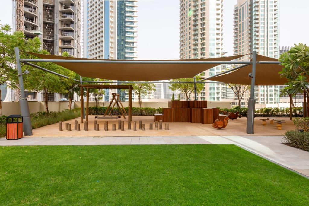 فضای داخلی Burj royal 2 bedroom luxury apartment در دبی - تصویر ۳