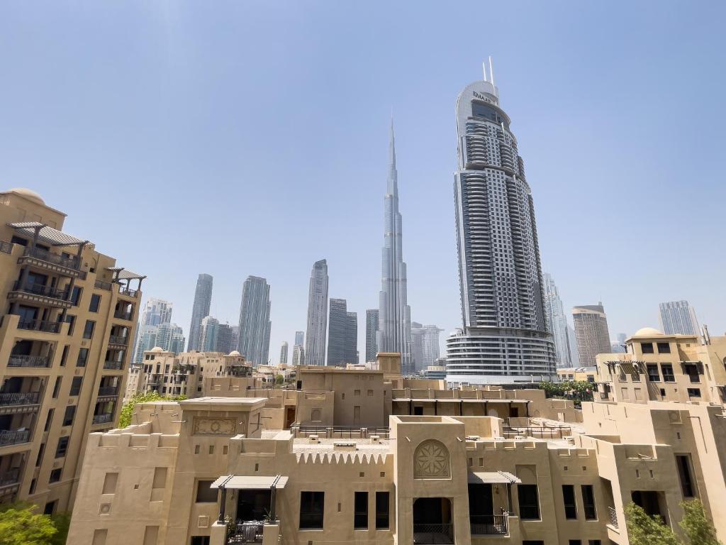 امکانات Burj royal 2 bedroom luxury apartment - تصویر ۴