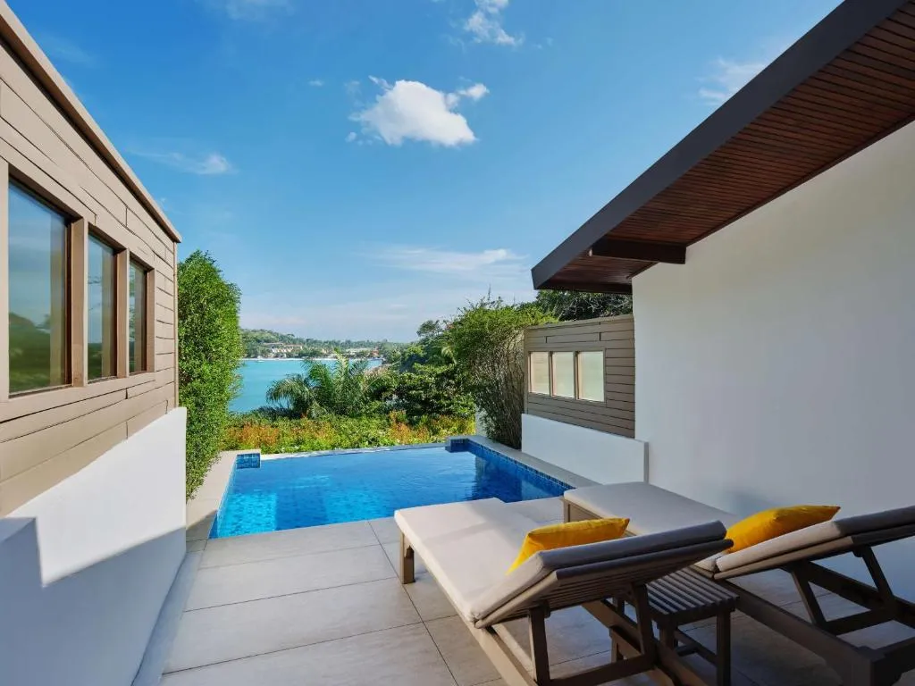 Seaview Hillside Pool Suite
